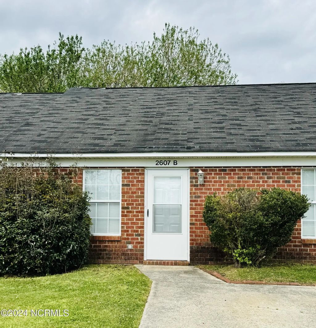 2607 Bluff View Drive B, Greenville