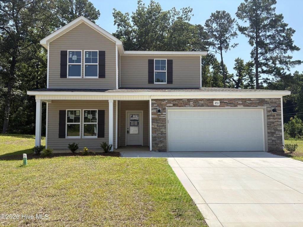 853 Southerland Peak Drive, Raeford