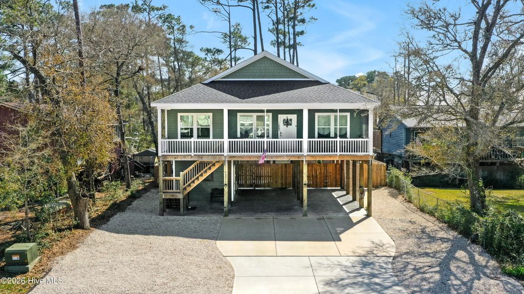 3003 W Oak Island Drive, Oak Island