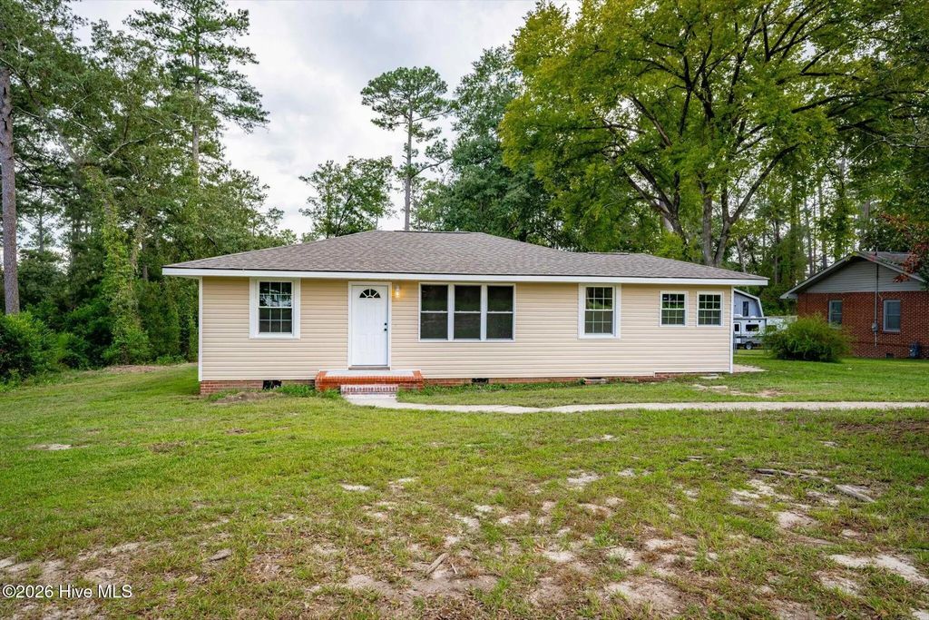 1925 Pine Haven Road, Augusta