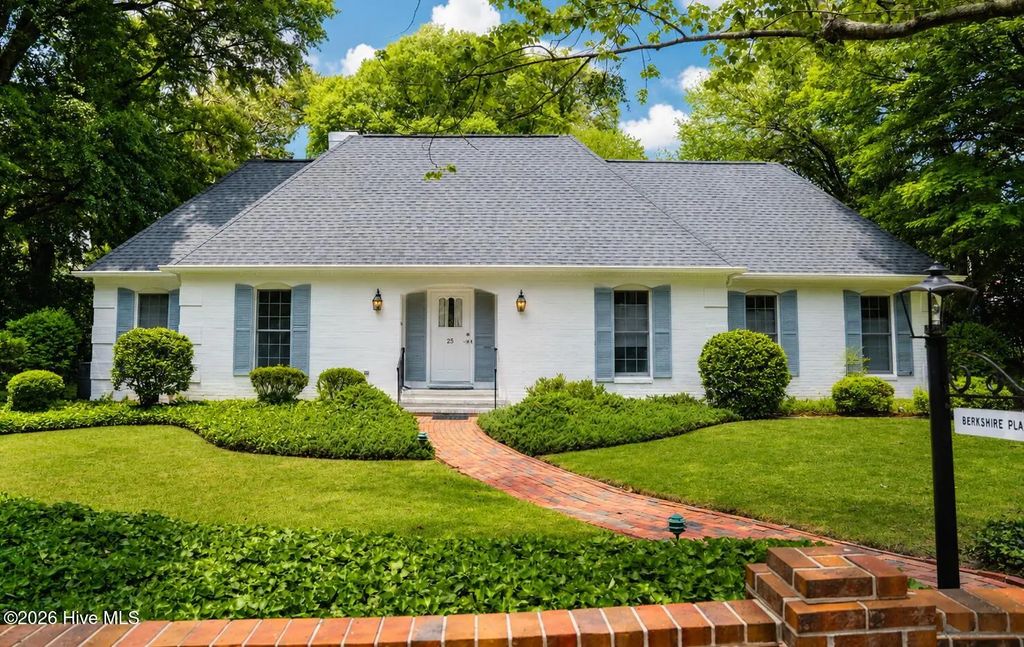 25 Magnolia Road, Pinehurst