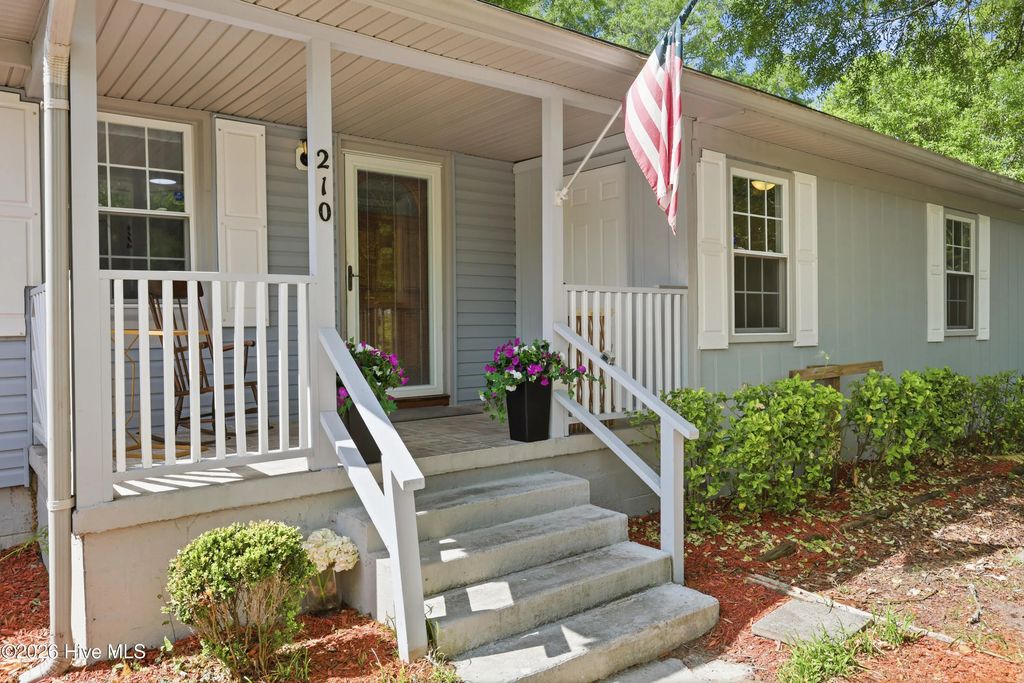210 Rutledge Drive, Wilmington