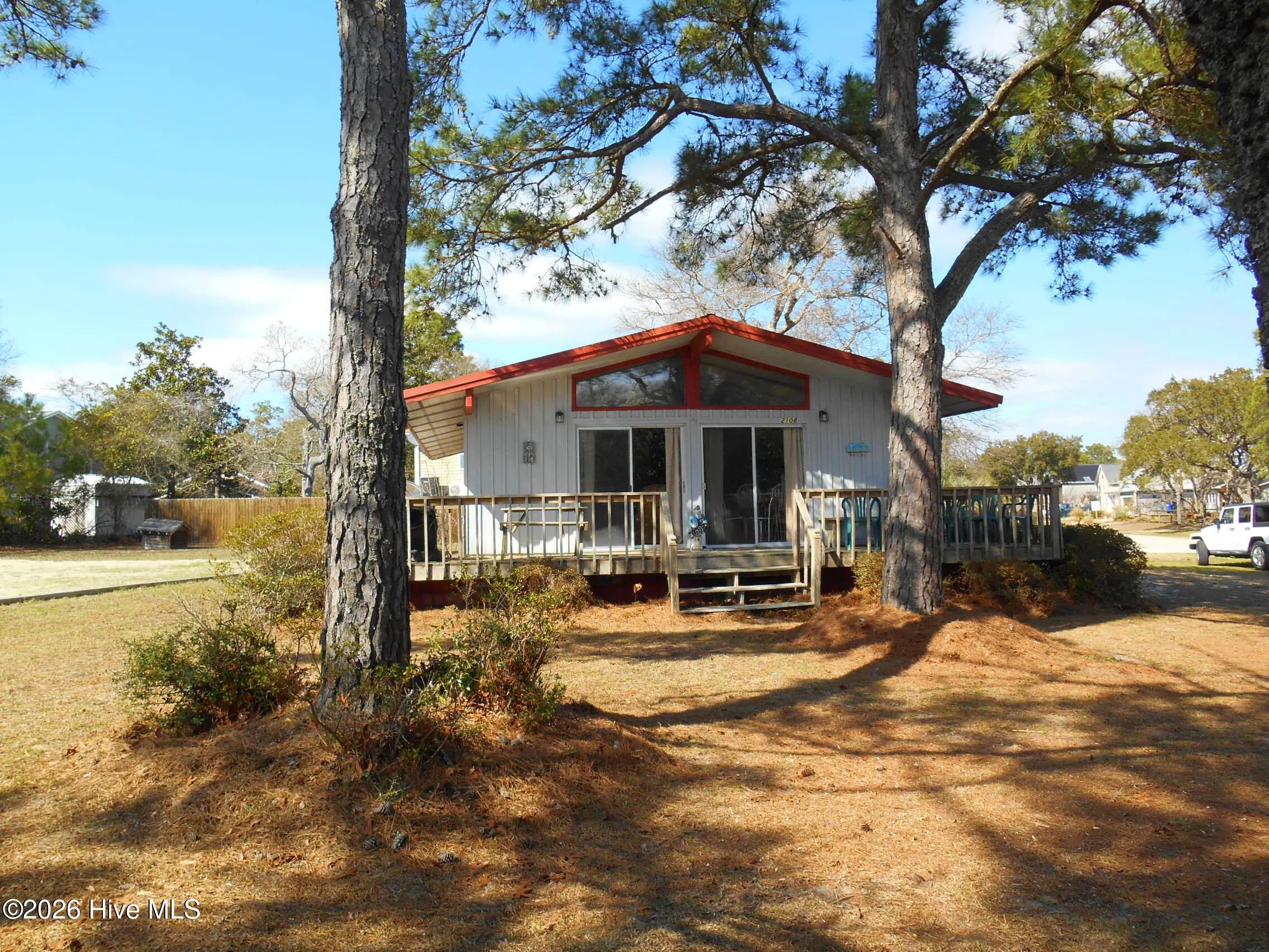 2108 E Oak Island Drive, Oak Island