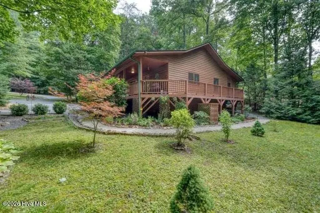 280 Fox Trot Lane, Murphy