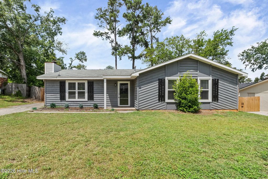 623 Thomas Drive, Martinez