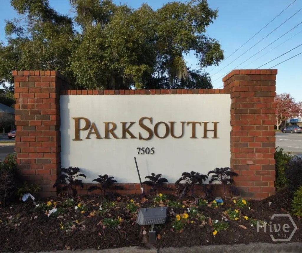 7505 Waters Avenue B 8, Savannah