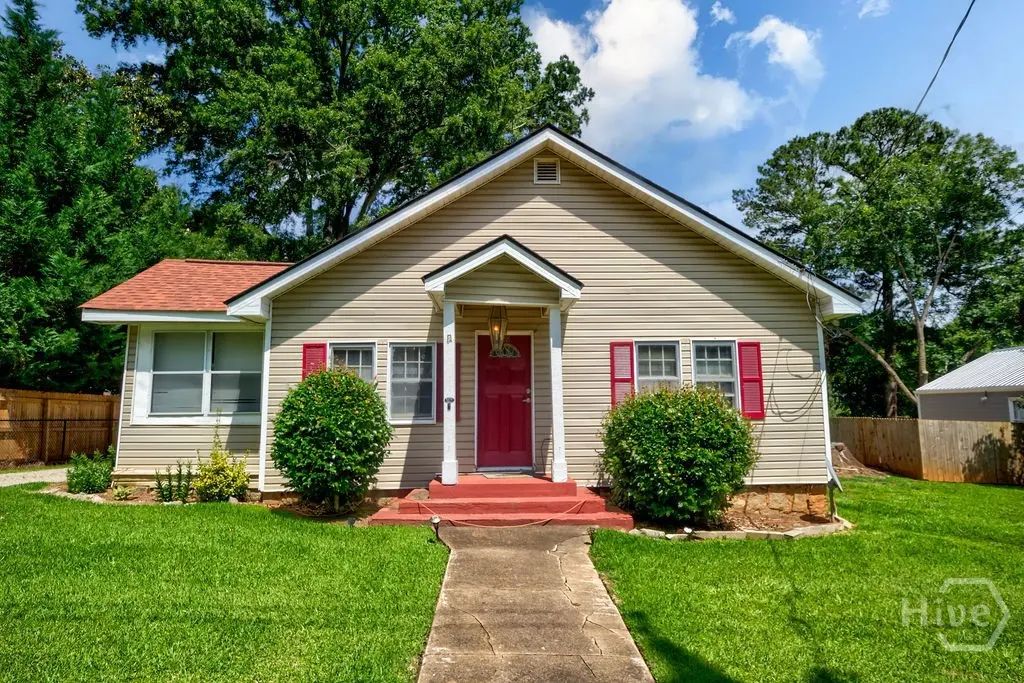 408 S Main Street, Greensboro