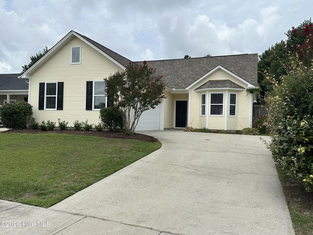 279 Coralstone Court, Leland