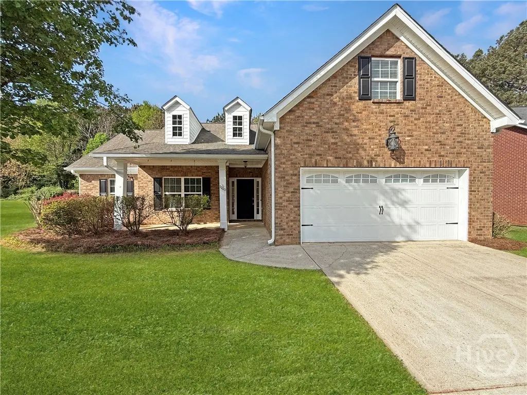 1100 Brookshire Court, Bogart