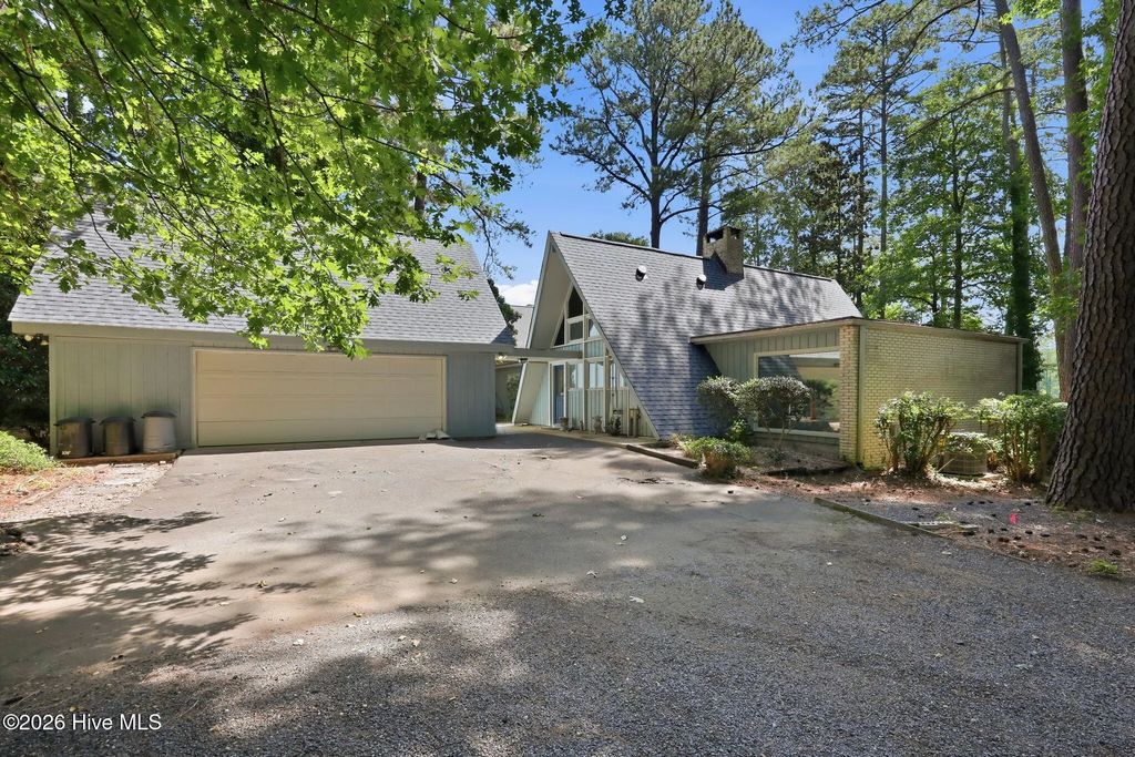 2 Little River Lane, Whispering Pines