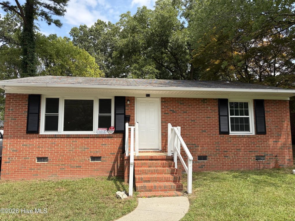 712 Grove Street Ne, Ash