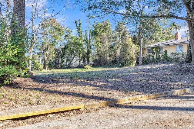 732 Katherine Street, 