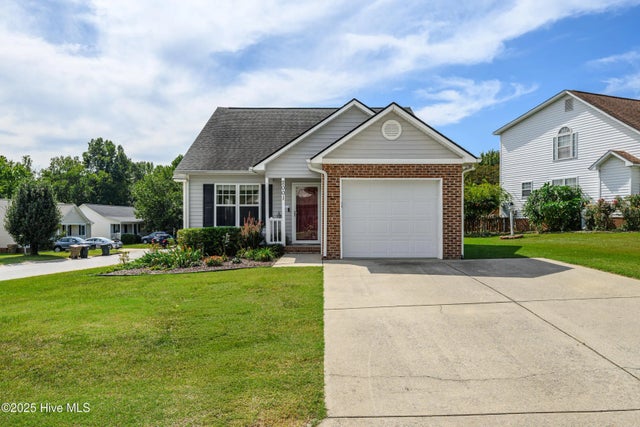 2001 Mckinnon Drive, Clayton