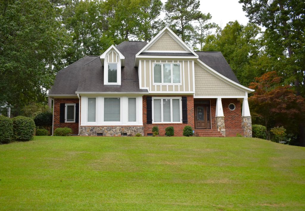 802 Sparkleberry Road, Columbia