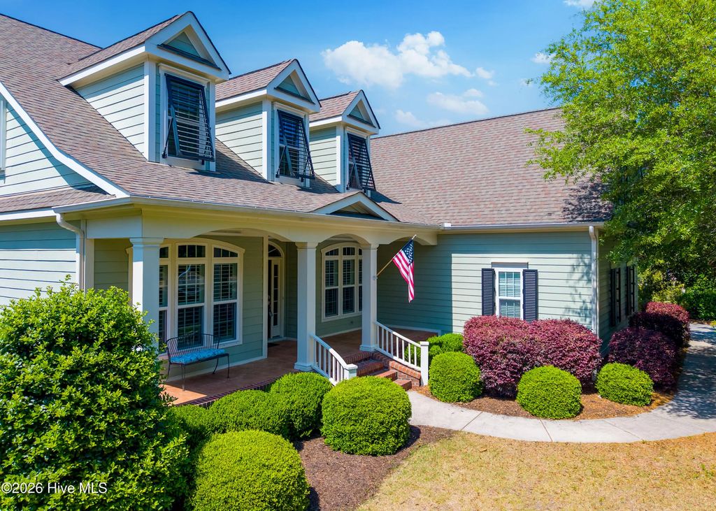 2886 St James Drive Se, Southport