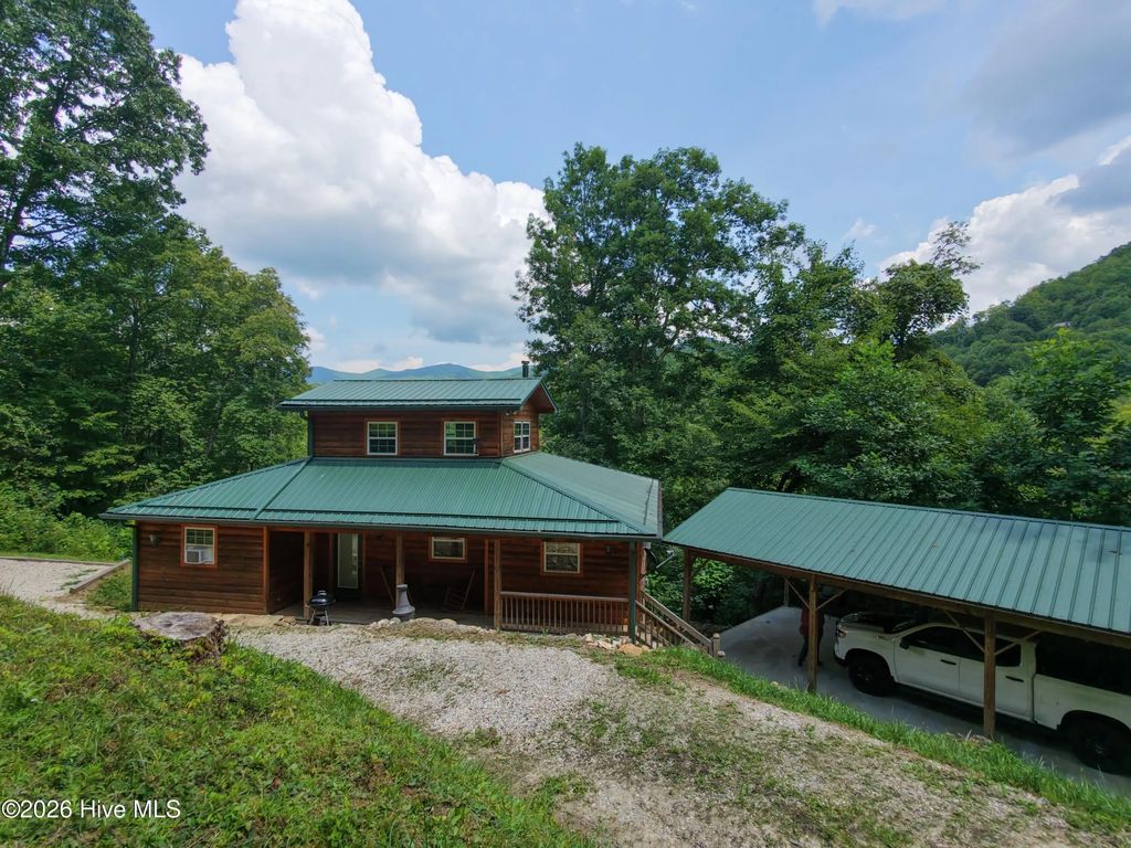 119 Bucks Nest Drive, Topton