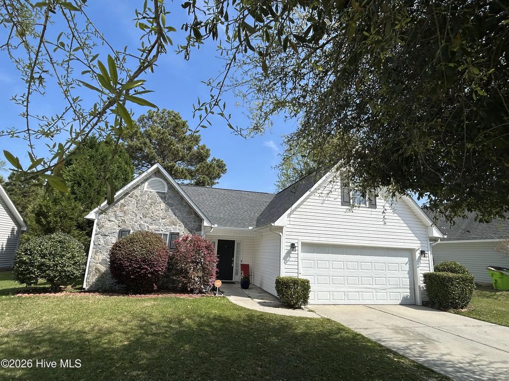 222 Saratoga Lane, New Bern