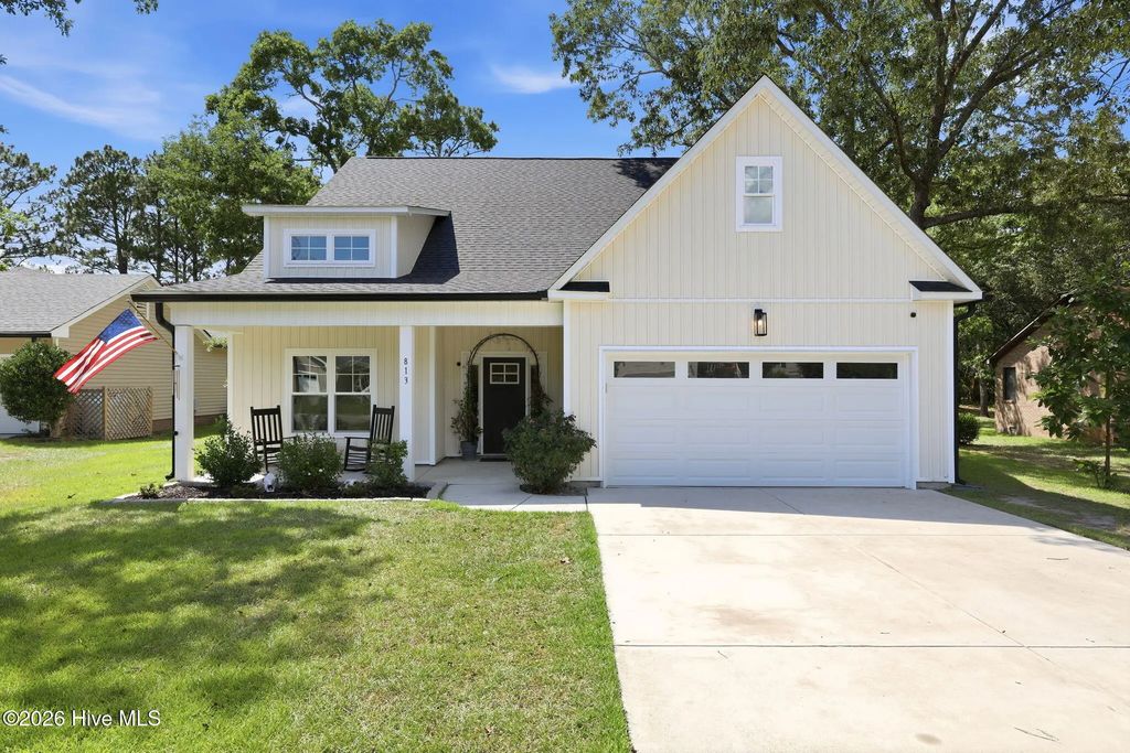 813 Bluebird Drive, New Bern