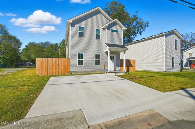 1103 Peartree Road, Elizabeth City