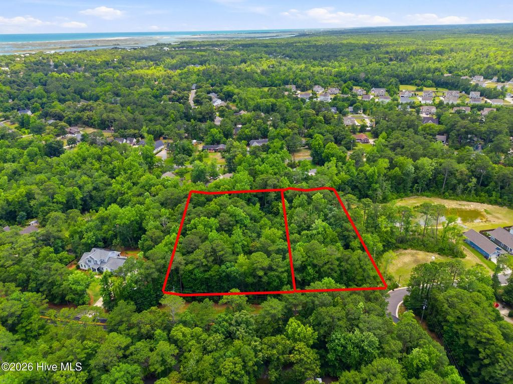 200-202 W Creekview Drive, Hampstead