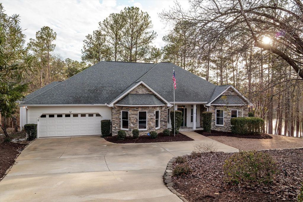210 Daly Place, McCormick