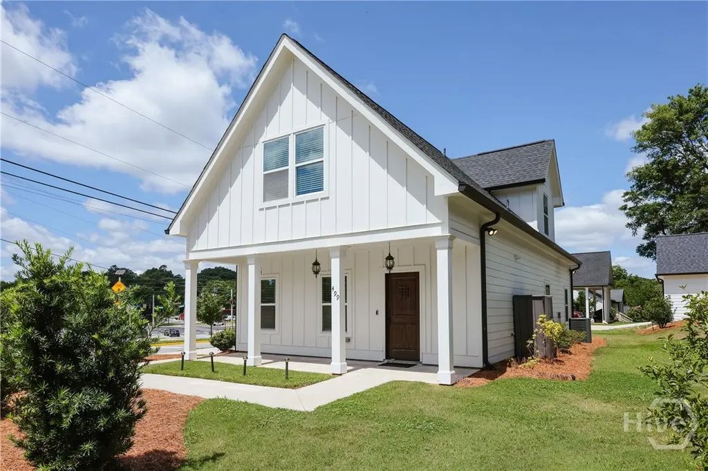 499 Little Oak Street, Athens