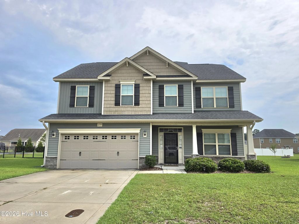 279 Copper Creek Drive, Winterville