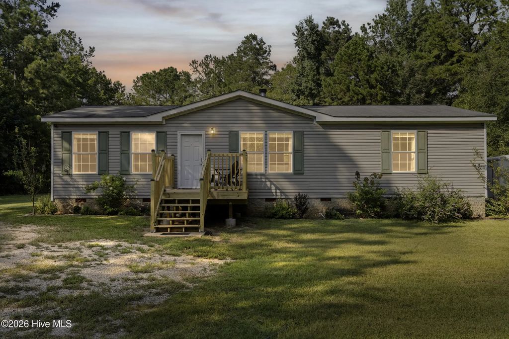 667 Lake Crystal Drive, Burke