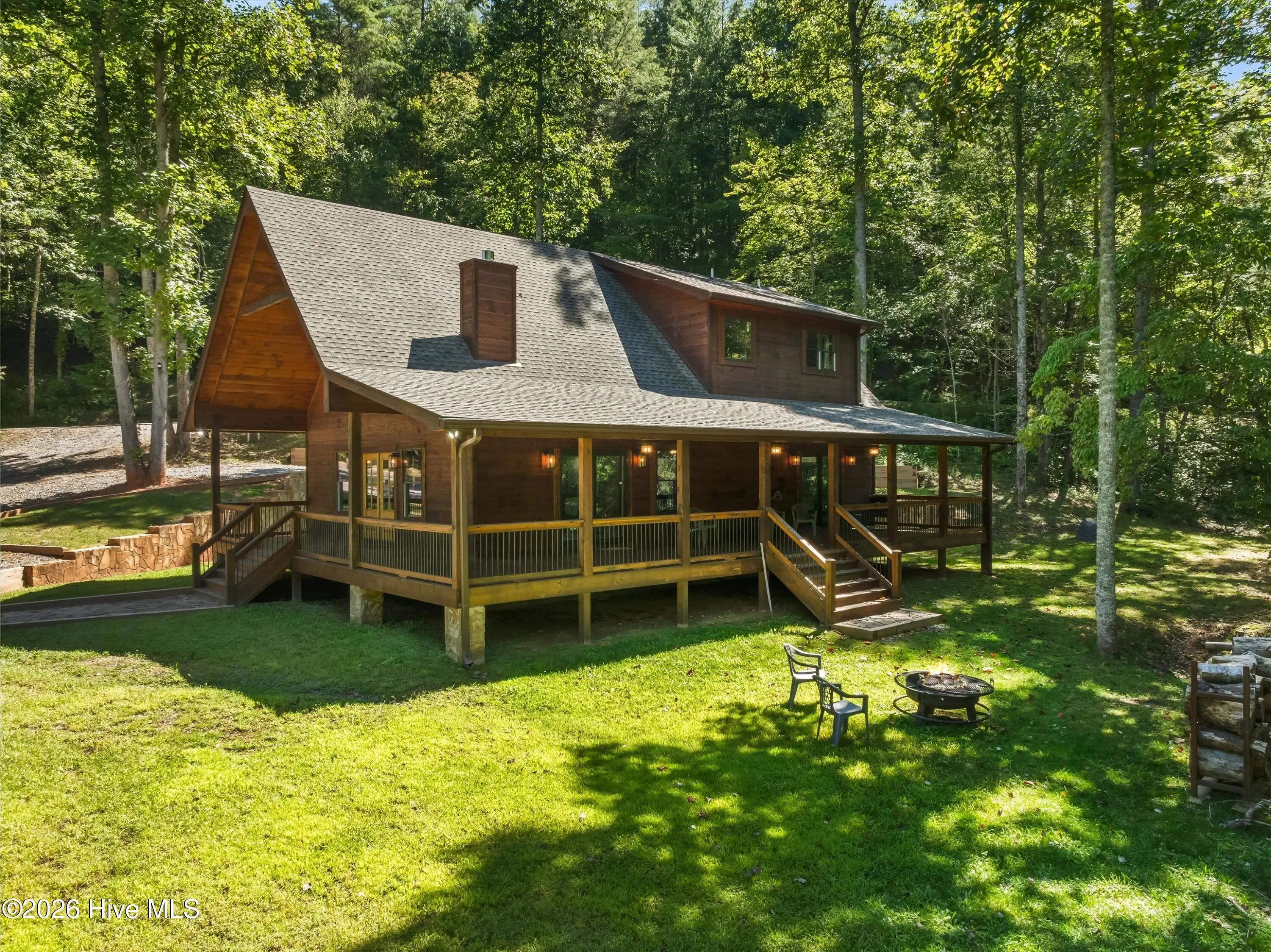 91 Riverview Drive, Robbinsville