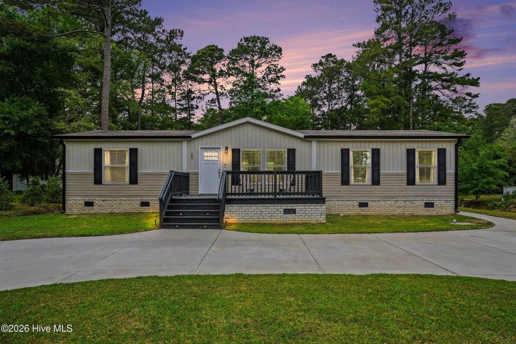 335 Ridgewood Drive Nw, Calabash