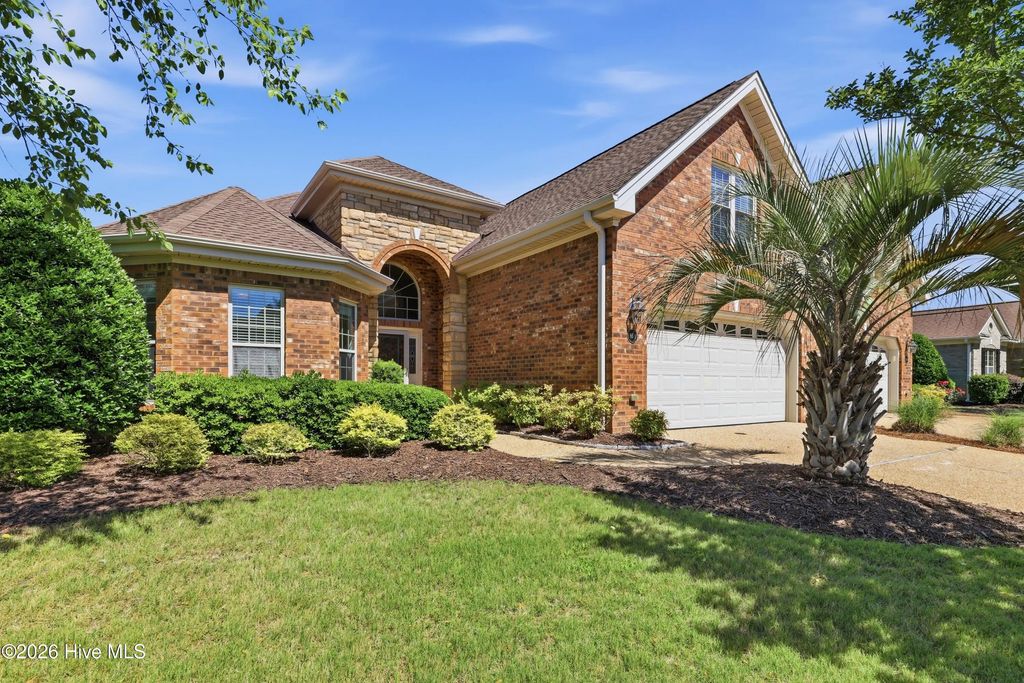 8241 Egret Pointe Ne, Ash