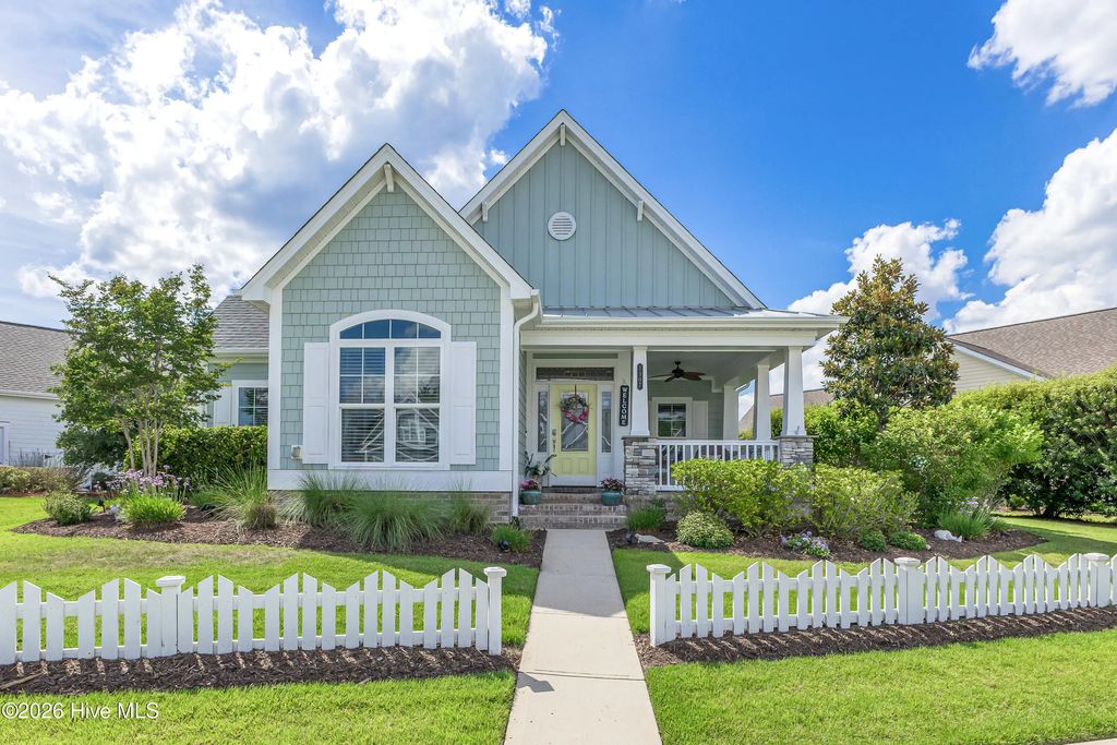 1307 Star Grass Way, Leland