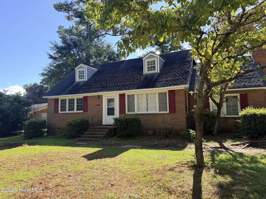 3107 Country Club Road, Morehead City