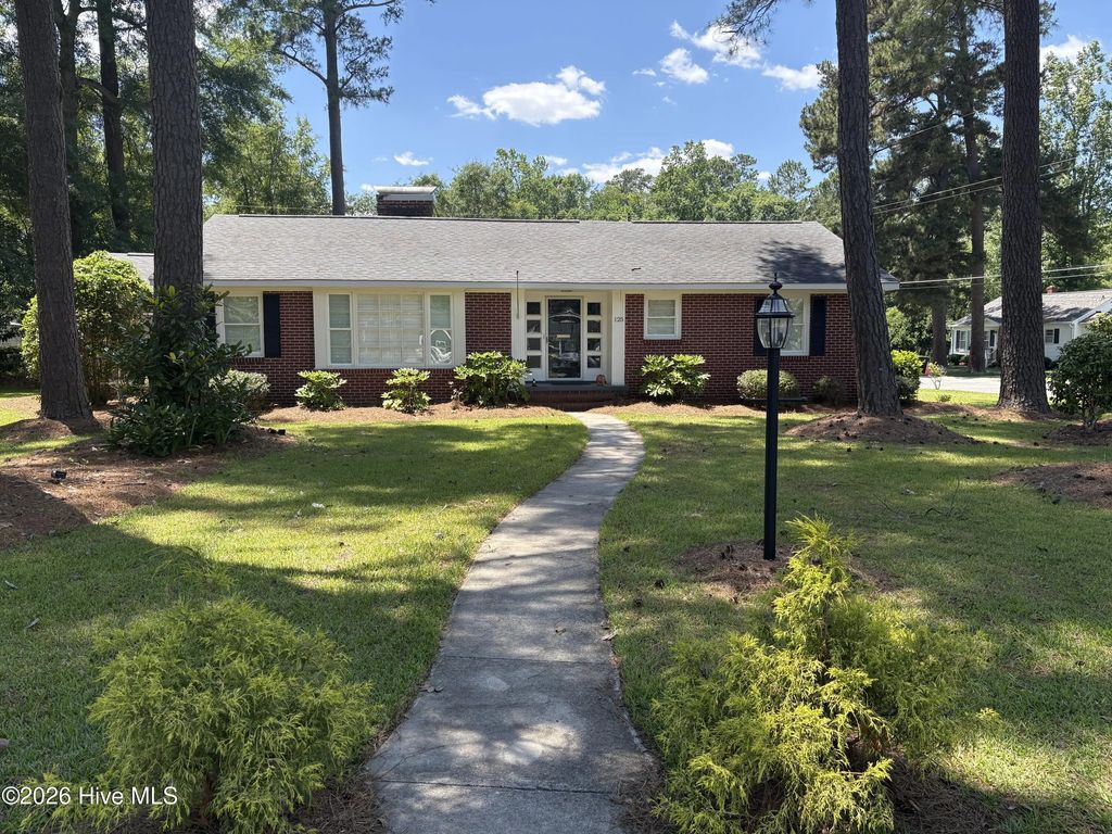 125 Tucker Street, Whiteville