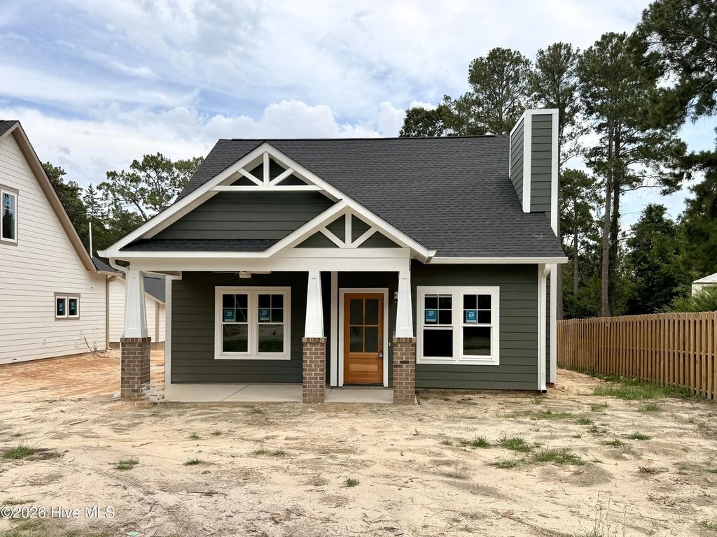 1001 Holly Road, Lakeview