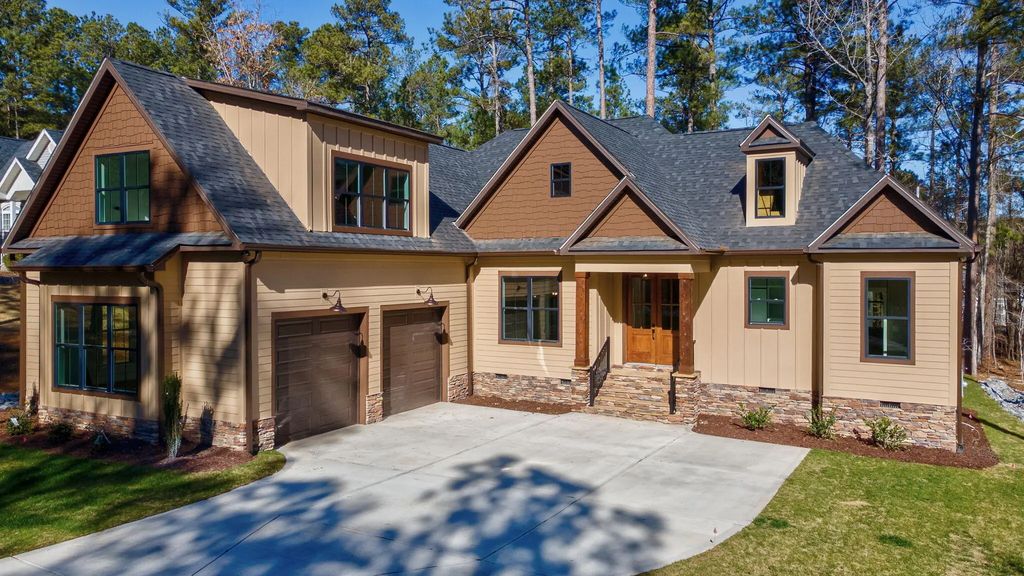 112 Elliott Circle, McCormick