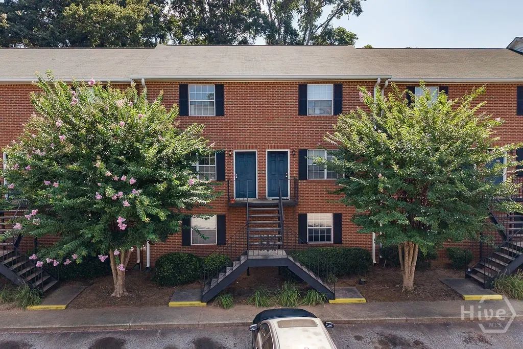 2165 S Milledge Avenue E4, Athens