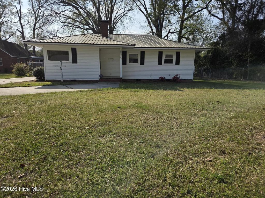 604 Hines Avenue, Kinston