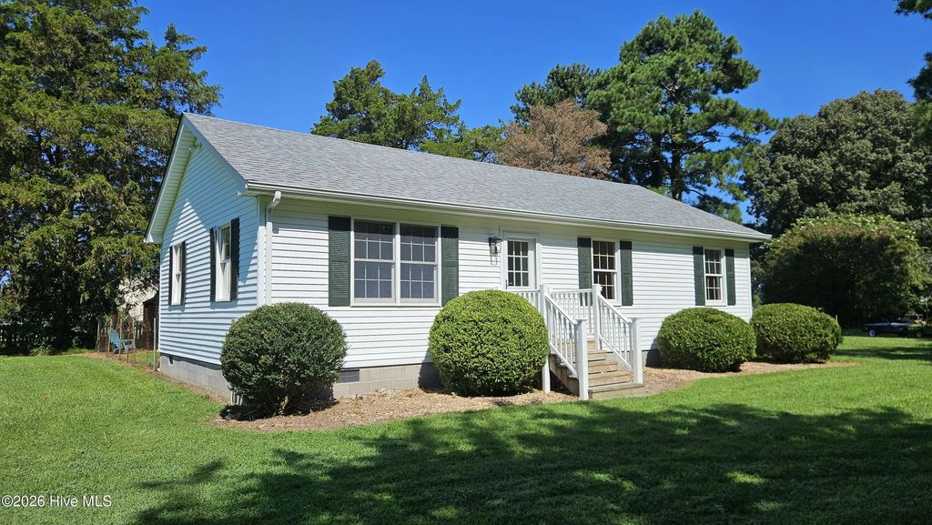 145 Launch Landing Road, Moyock