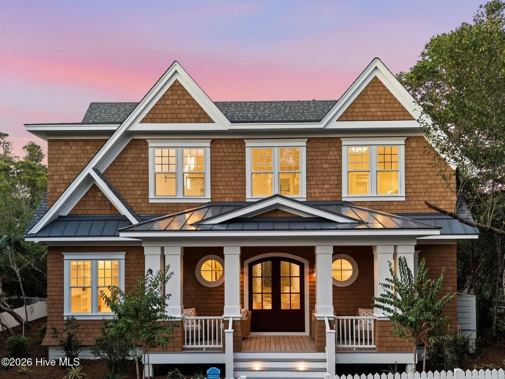 621 Chicamacomico Way, Bald Head Island