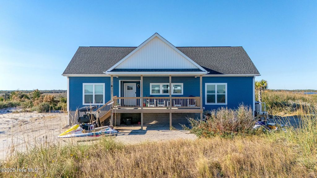 285 Soundview Drive, Cedar Island