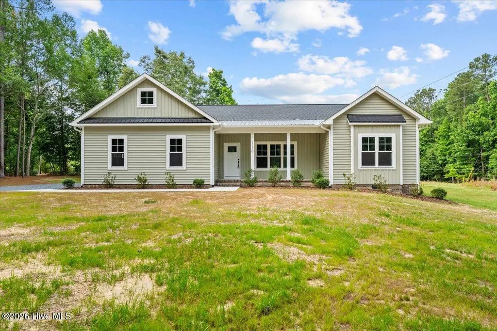 110 Trailcrest Drive, Rockingham