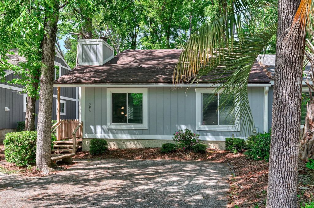 3217 W Wimbledon Drive, Richmond