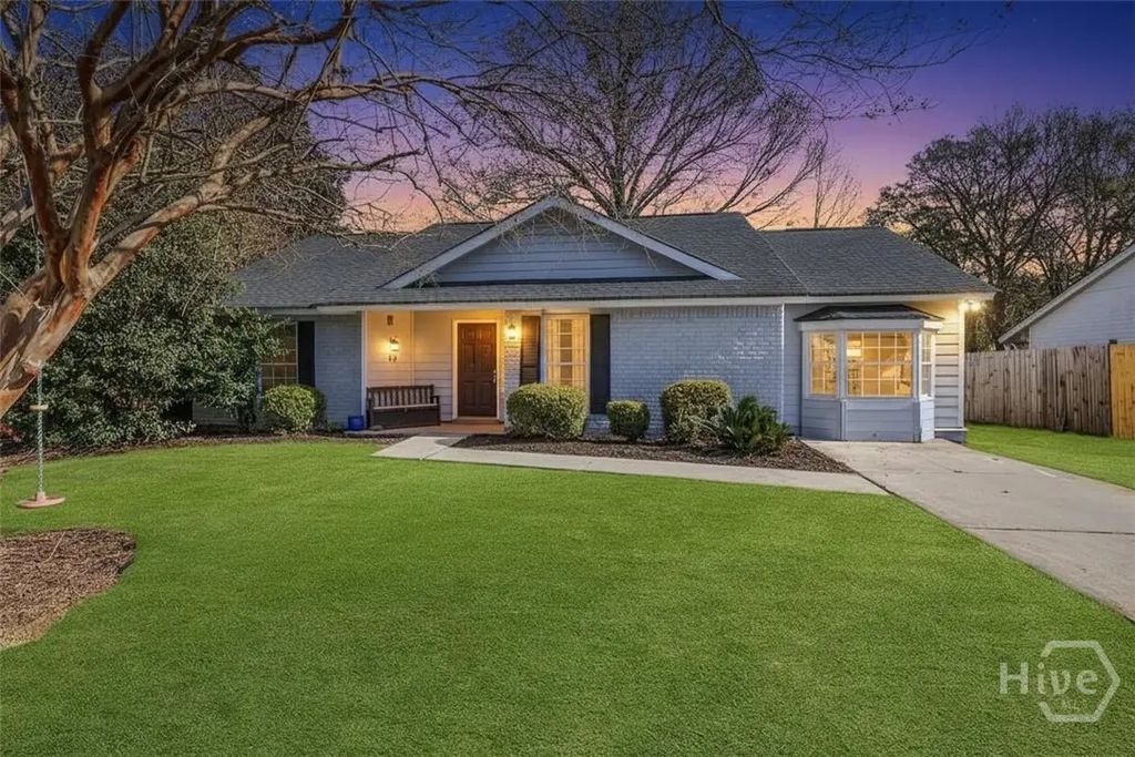 12 English Saddle Court, Savannah
