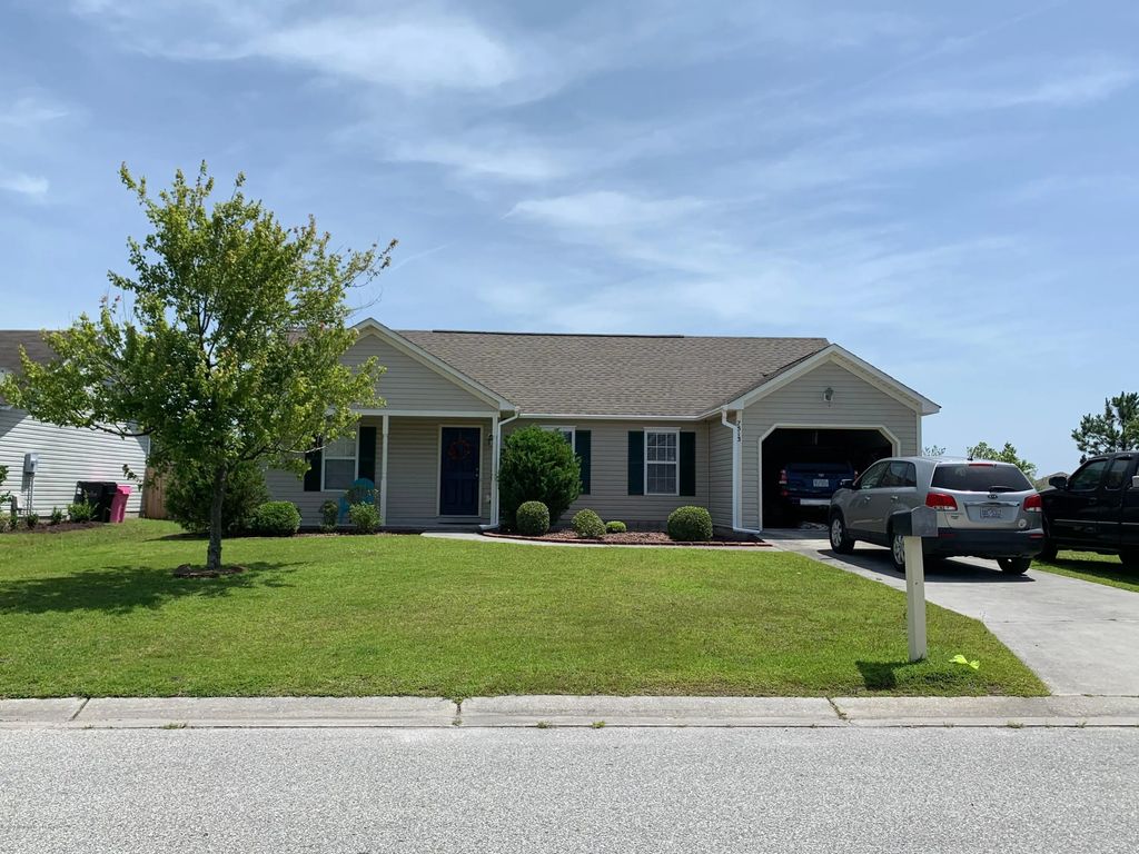7513 Brittany Lakes Drive, Wilmington