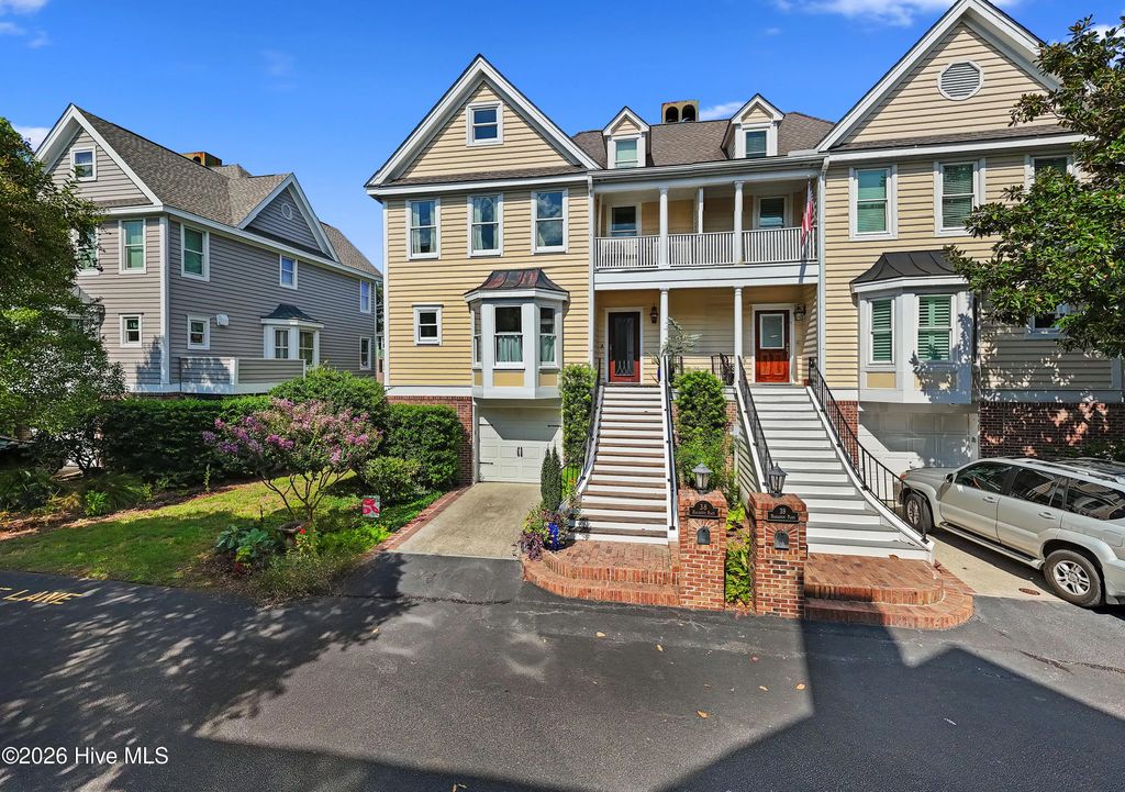 38 Harleston Place, Charleston