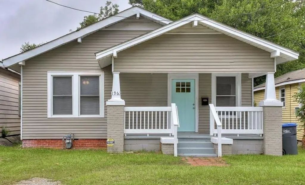 1963 Battle Row, Richmond