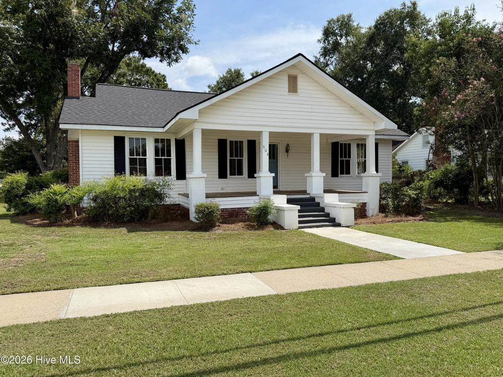 904 Girard Avenue, Burke