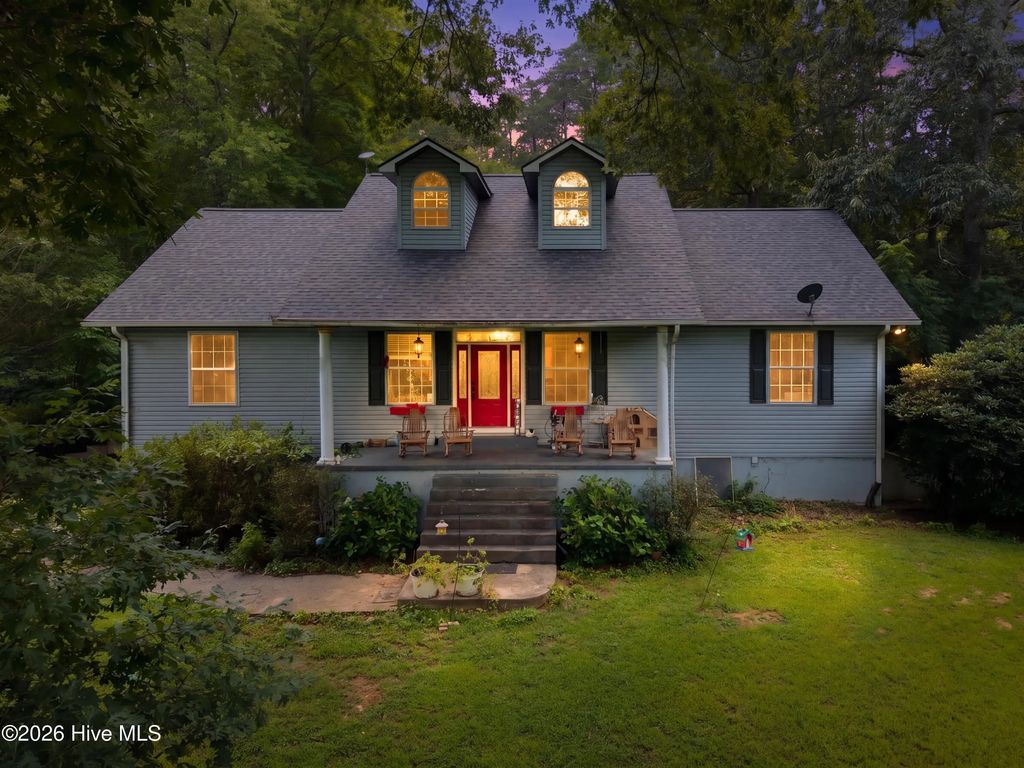 105 Liberty Road, Murphy