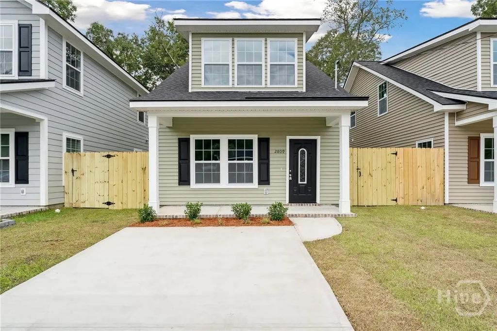609 Magazine Avenue, Savannah